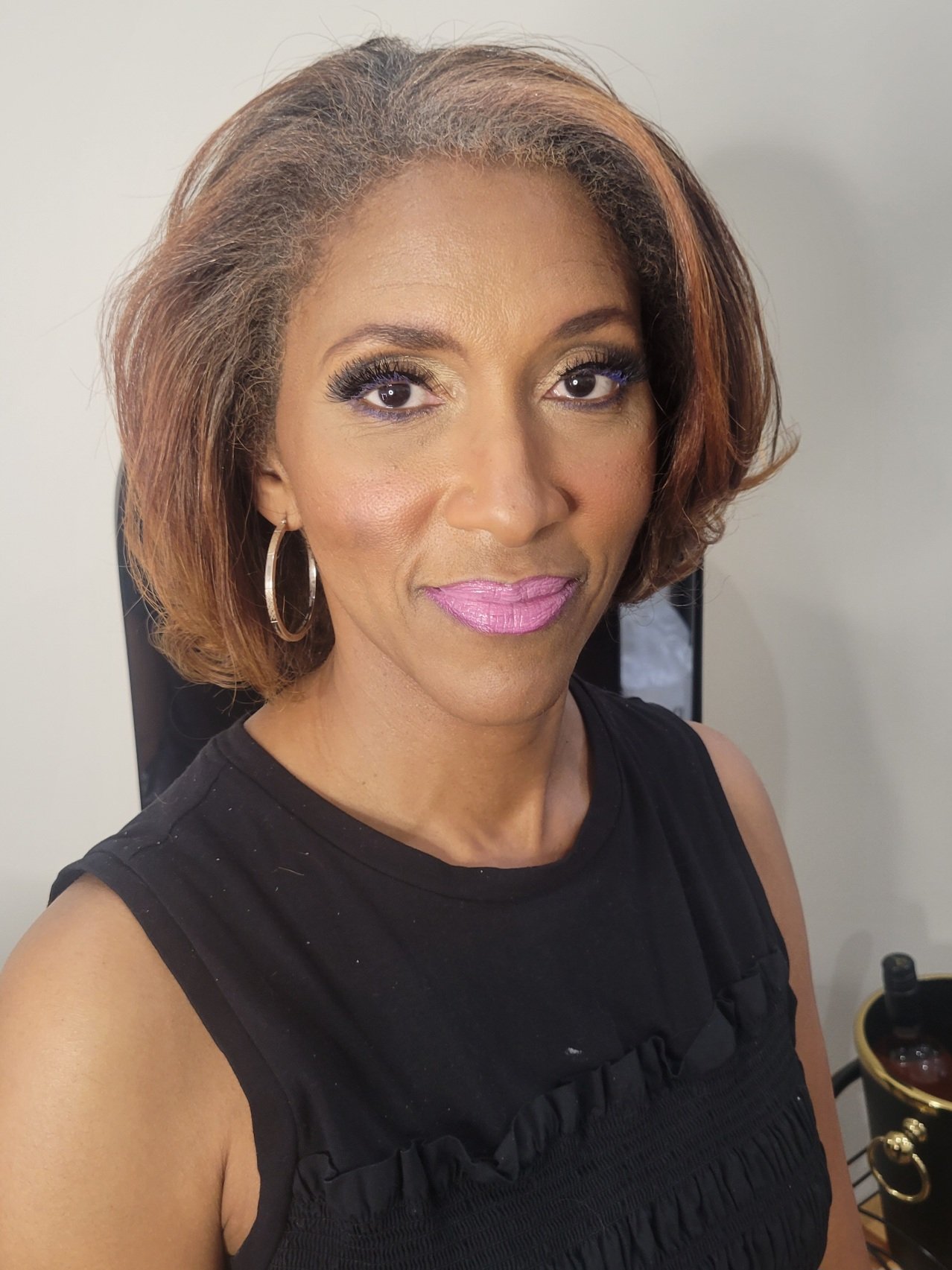 Finished camera-ready glam look.